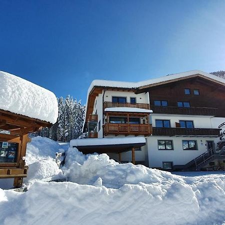 Olympia Privathotel Garni Sankt Jakob in Defereggen Exterior foto